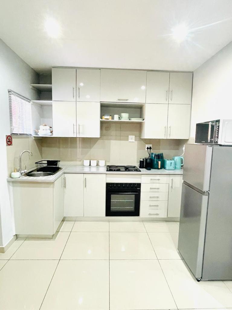 Trendy, Comfortable 1 Bedroom Apartments In Mthatha Extérieur photo